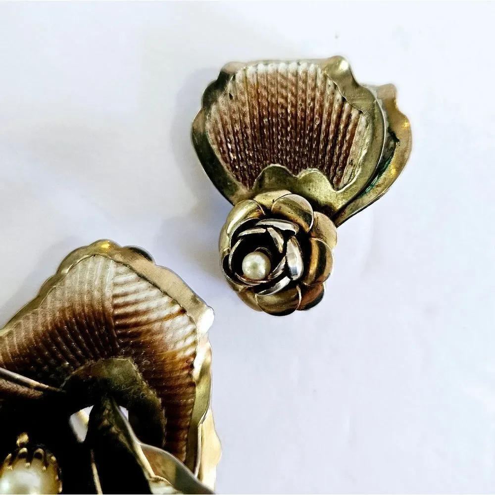 Vintage Demi Parure Gold Tone Textured Faux Pearl Rose Brooch Pin Earring Set